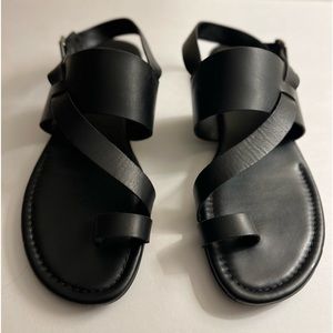 Brand: Franco Sarto Leather Toe Loop Sandals
